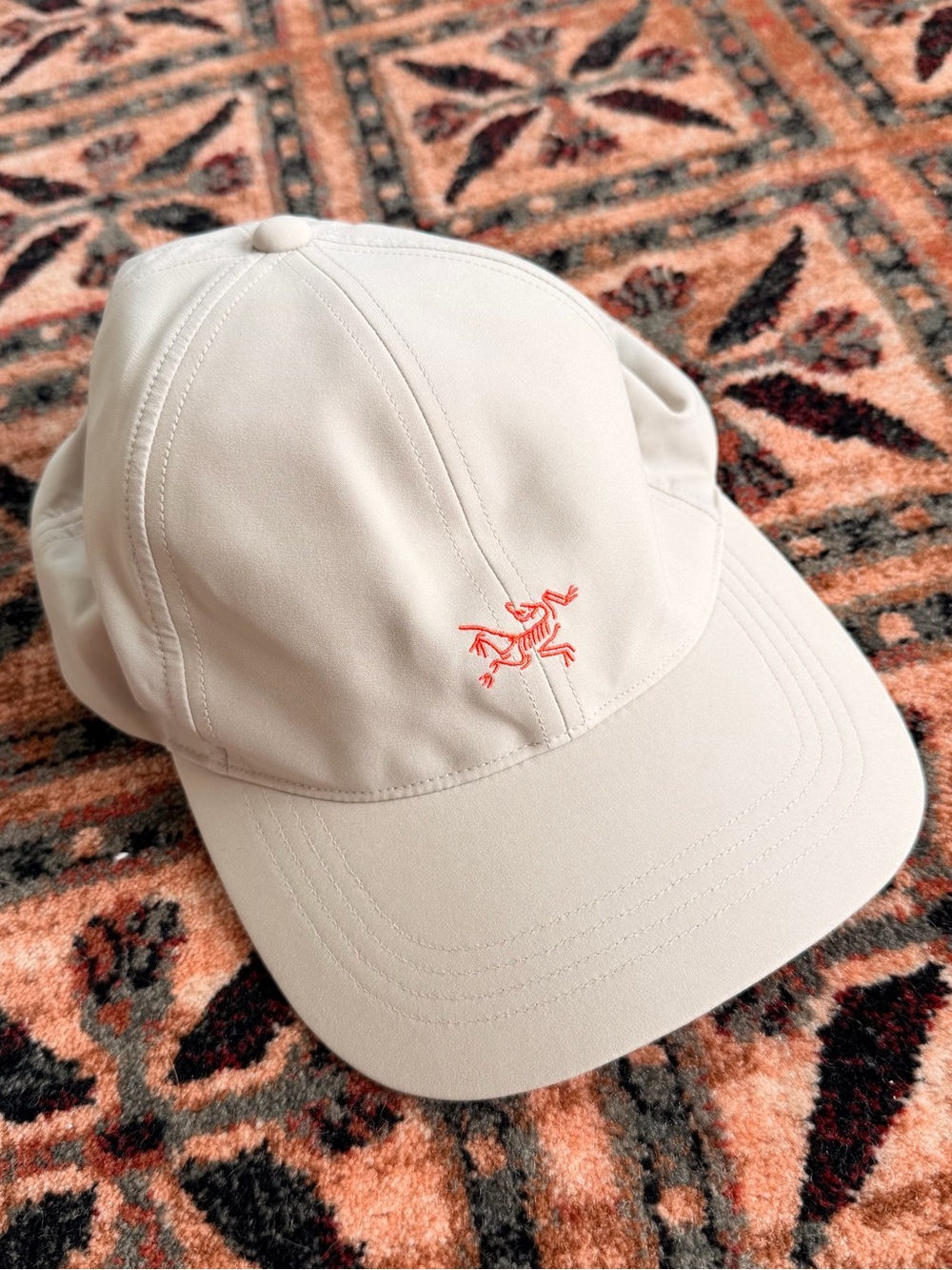 Arc'teryx Small Bird Cap in the Rune/Solaris